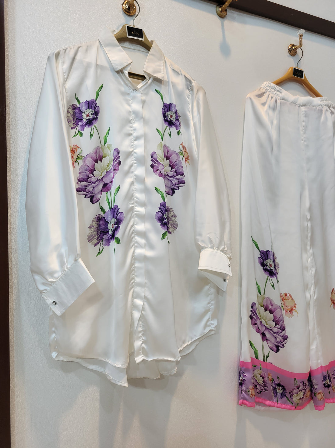 Galaxy (White)