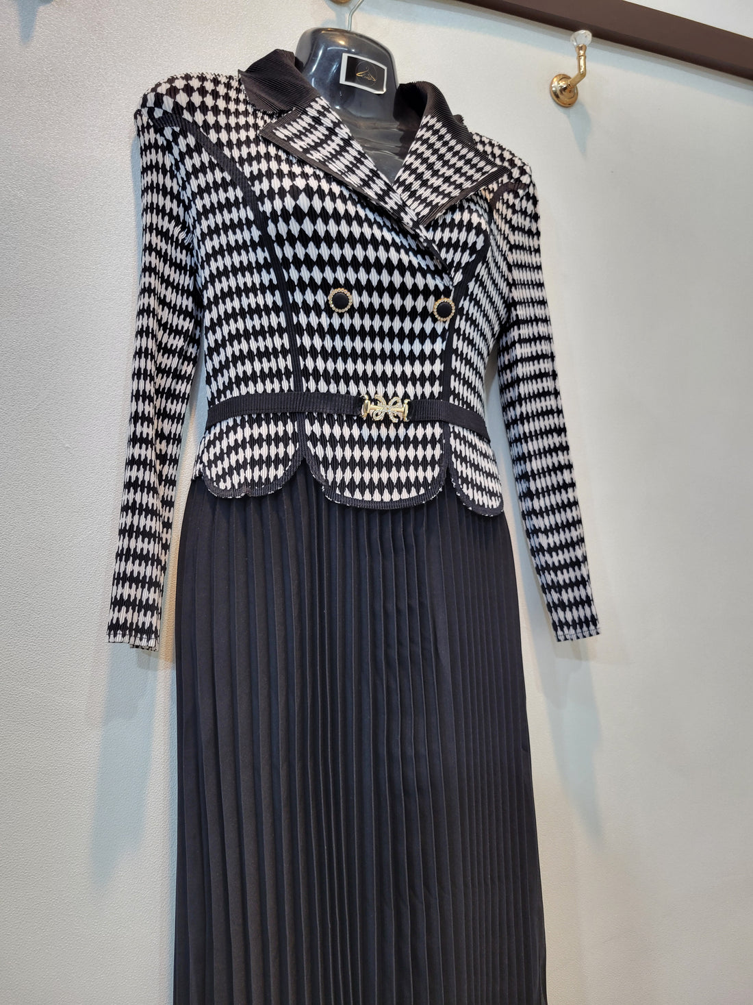 Korean Check coller frock (Black)