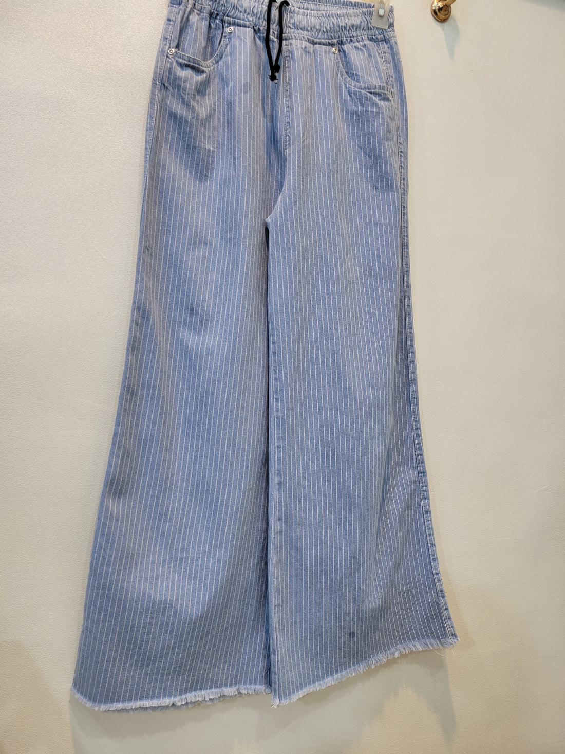 Striped Denim Flapper (Sky blue)