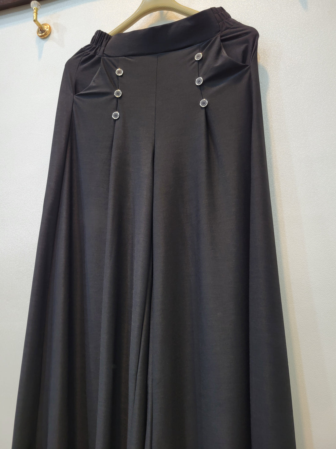 6 Button Jersey Flapper (Black)