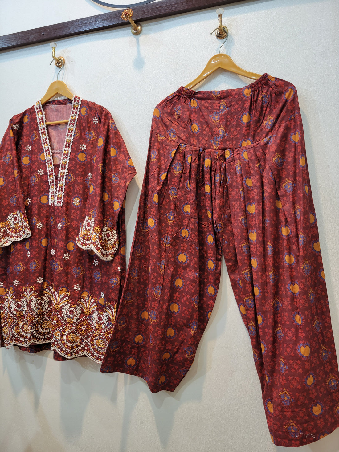 z.Andaz Farshi - Lawn (Dark Brown)