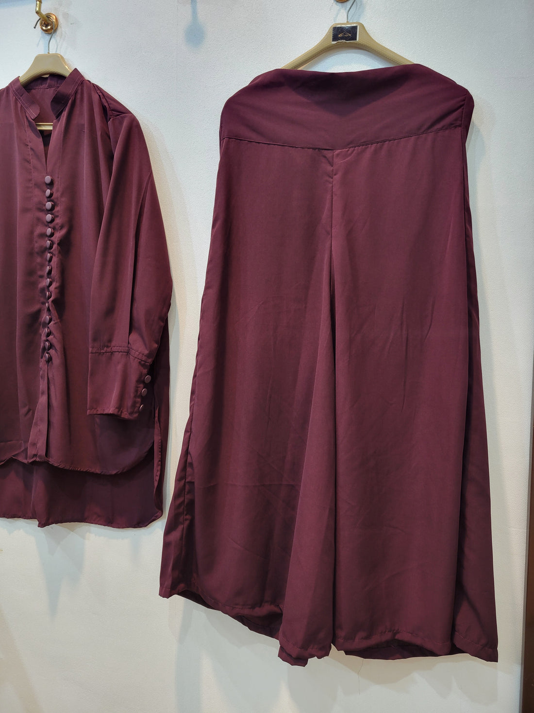 Solid fairy tale (Maroon)