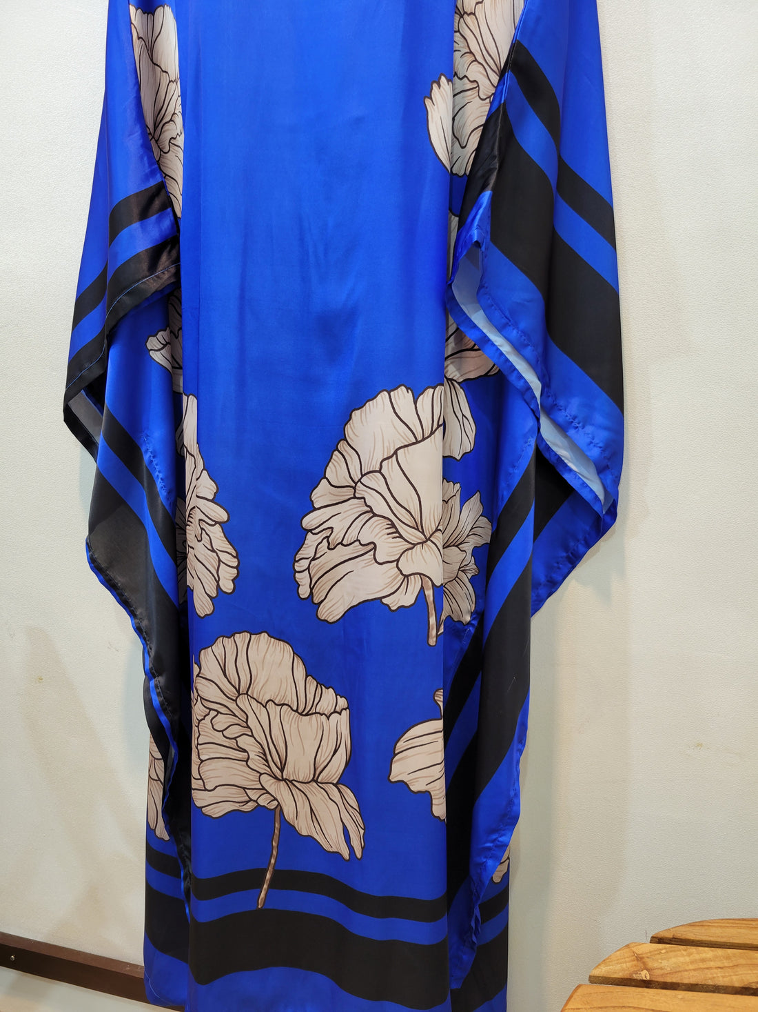 Silky Kaftaan (Blue)