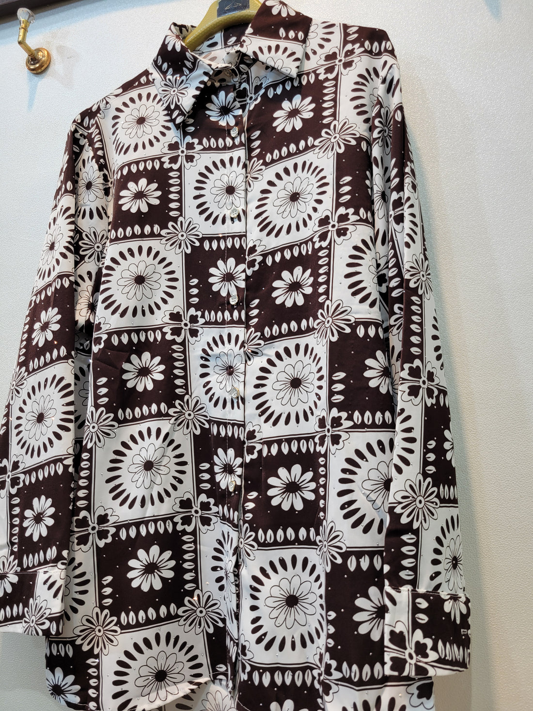 Spot On (White Brown)