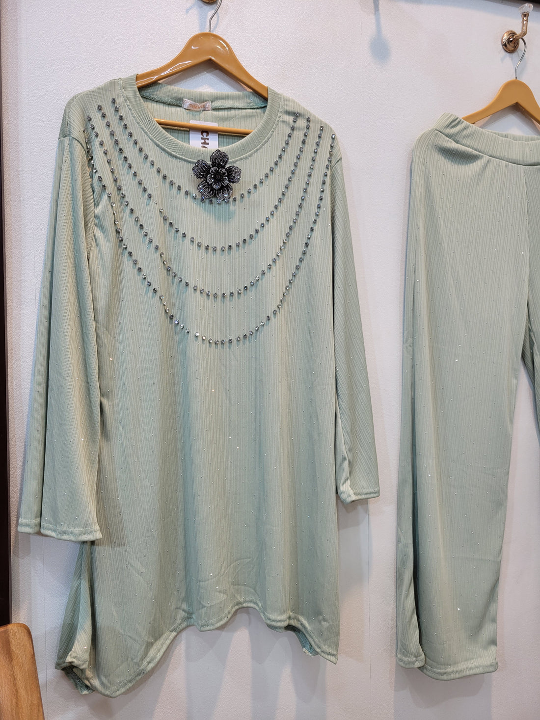 Show Stopper Coord Set (Pistachio)