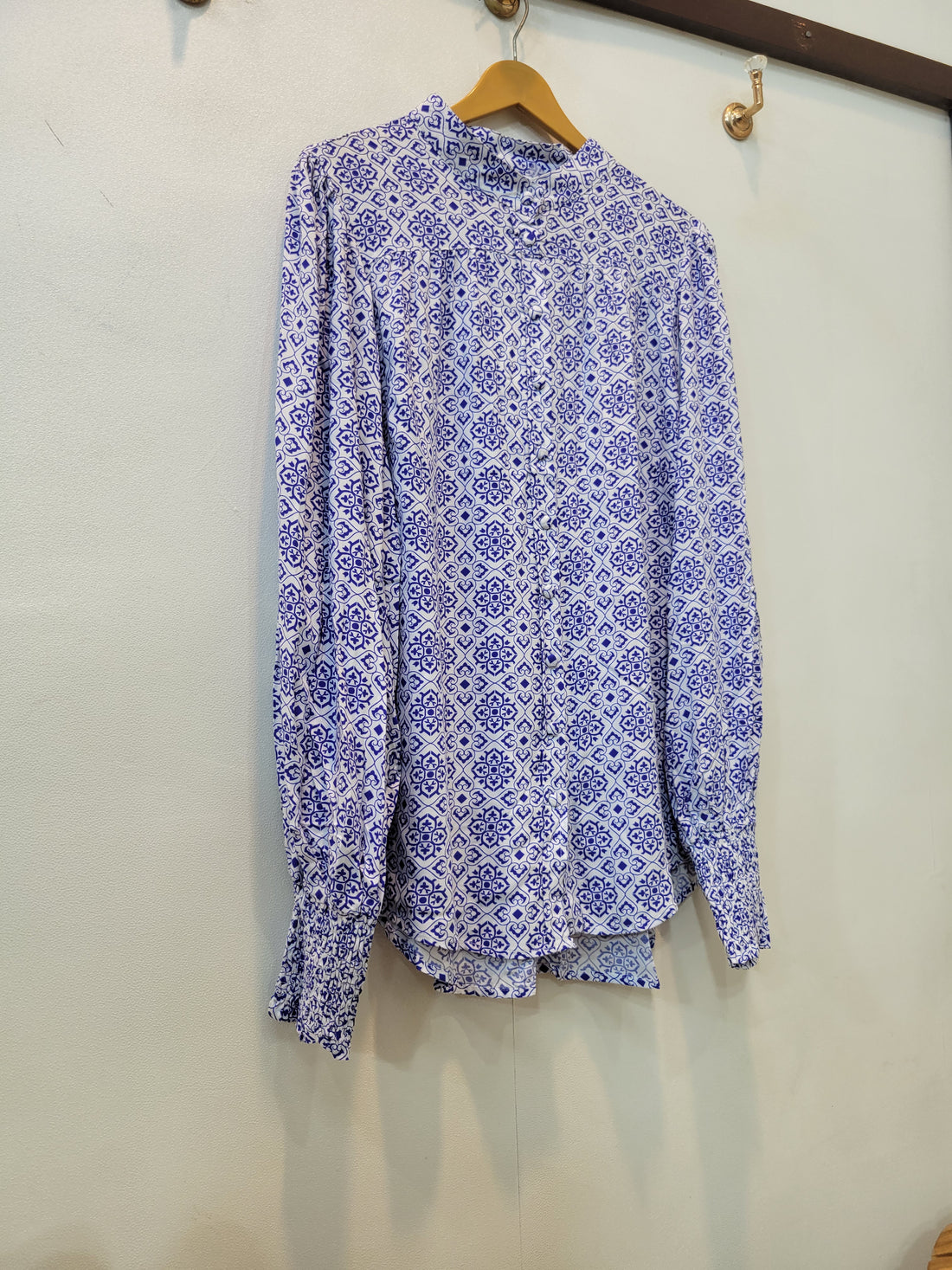 Euro (White Blue)