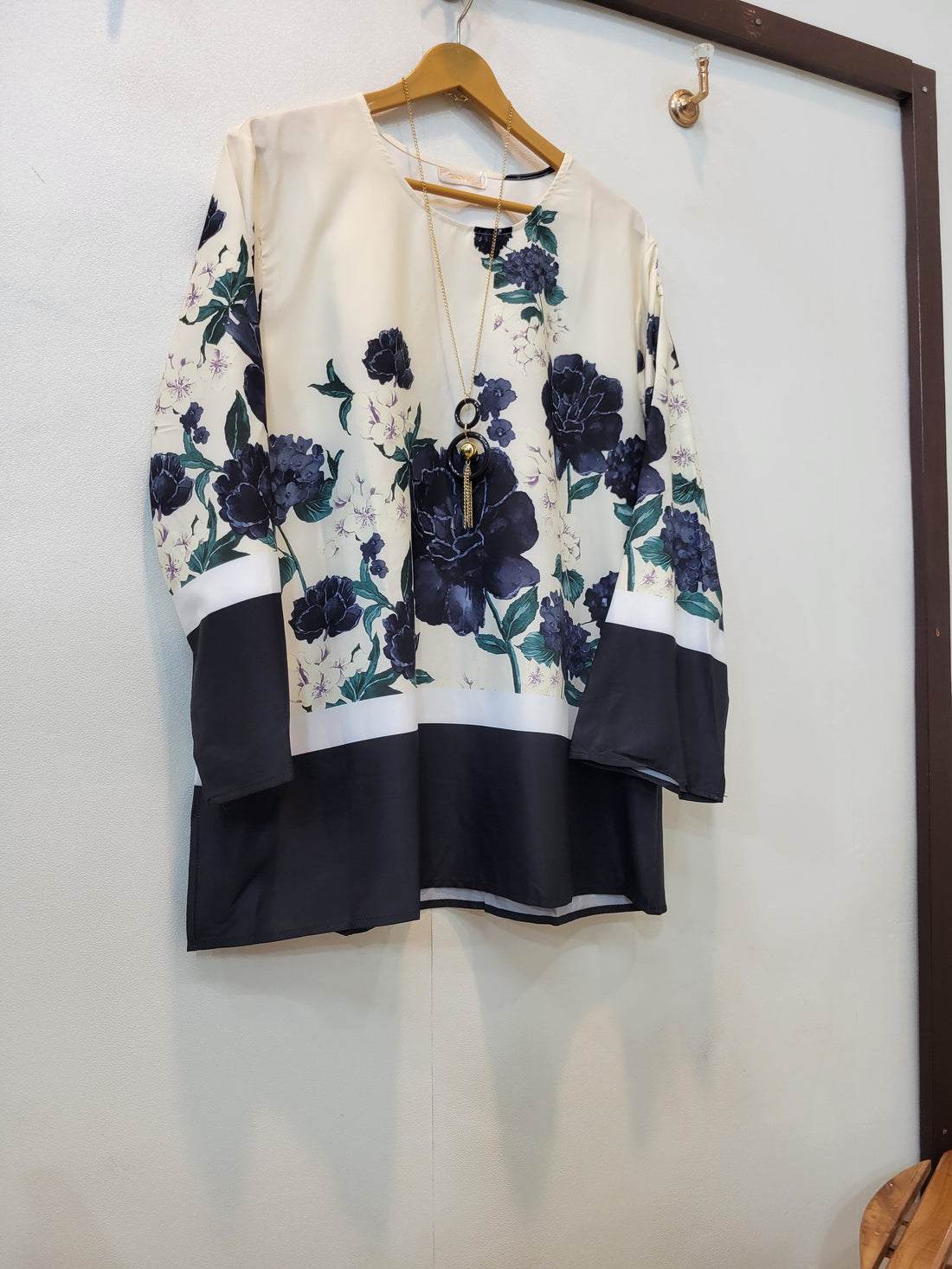 Rose Top (Black)