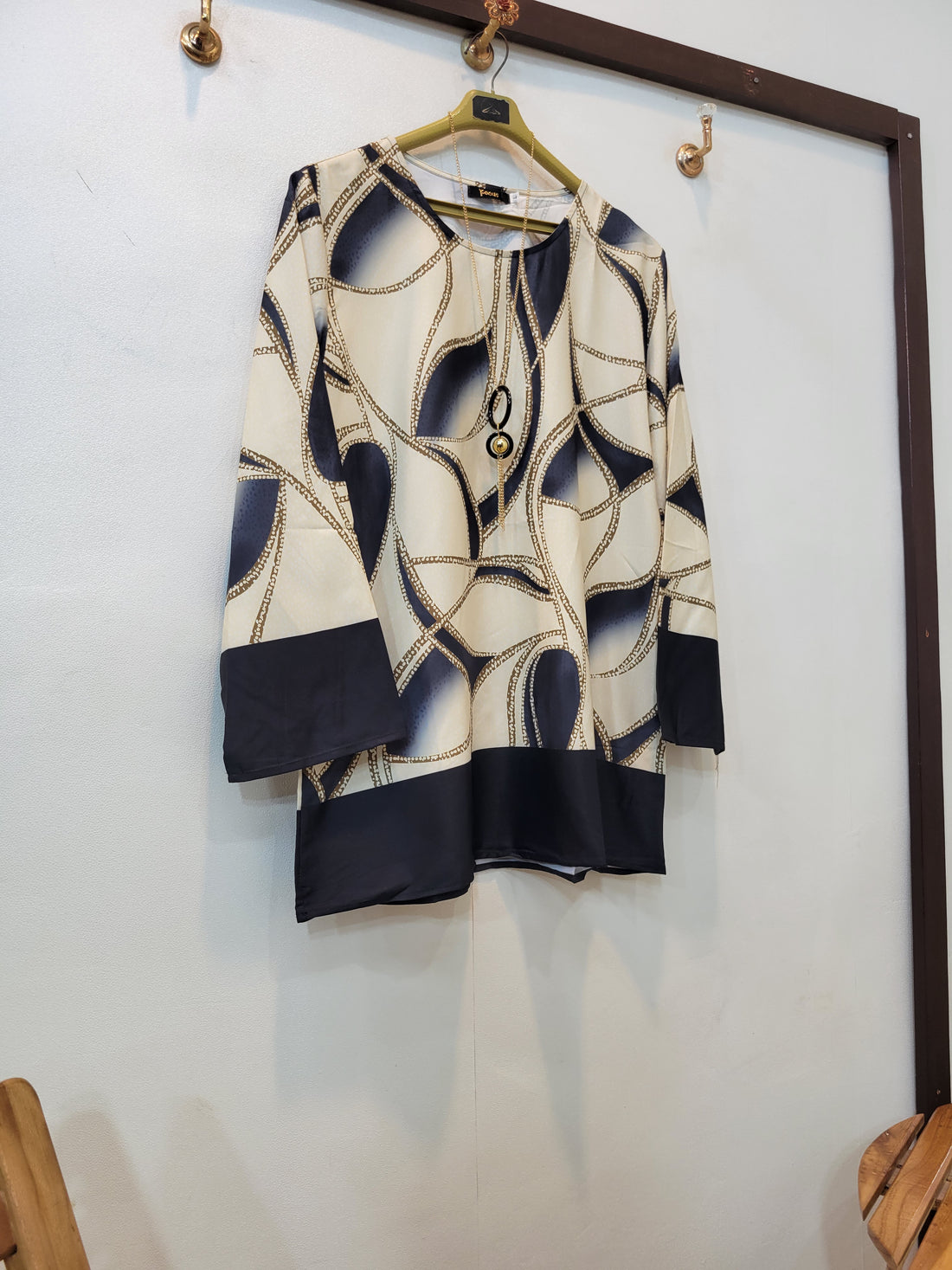 Yours Top (Black)