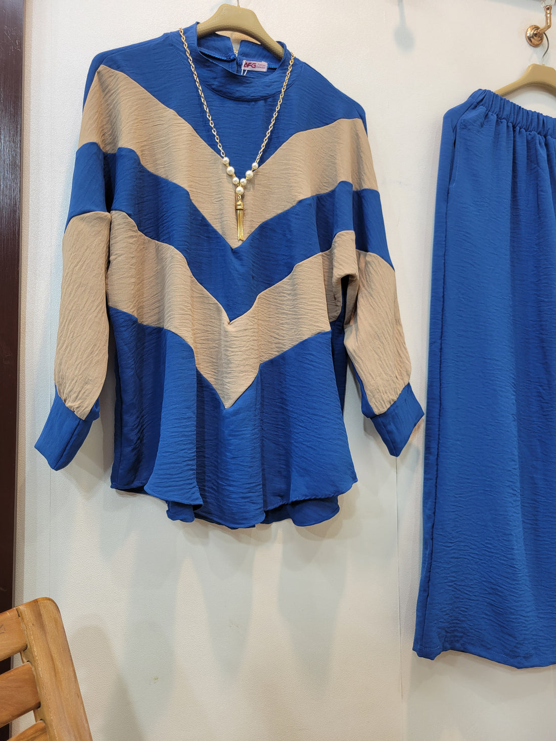 Old Money (Royal Blue)