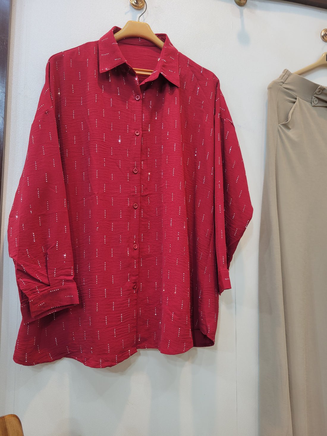 Linear (Maroon)