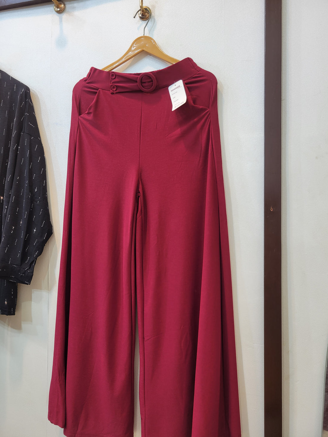 Linear (Black)