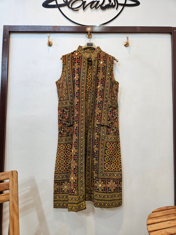 Traditional Handicraft Coat (Gold)