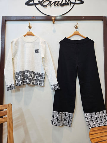 Border Woollen Coord (White Black)