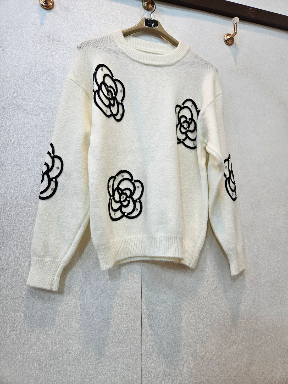 Flower Sweater (White)