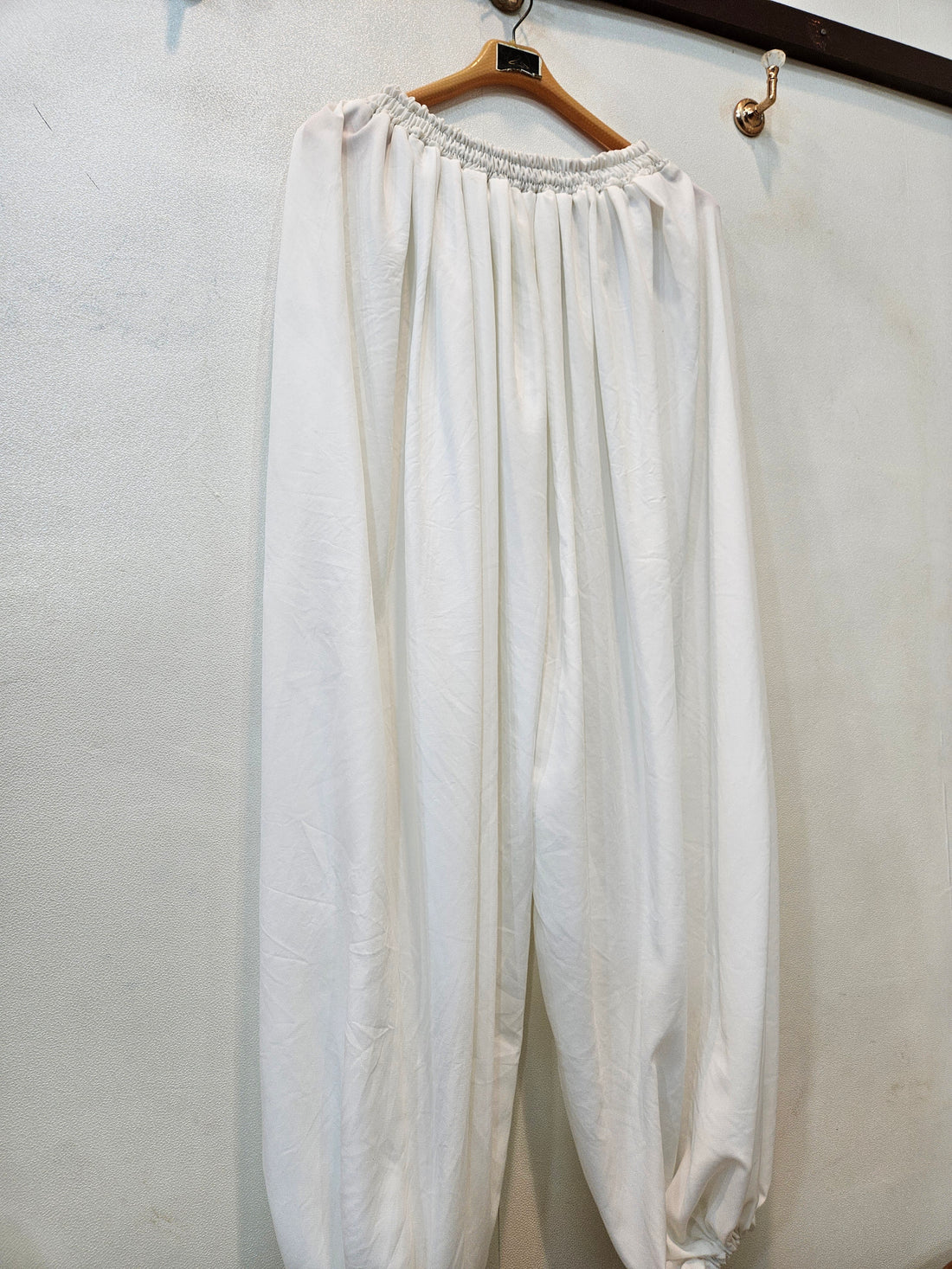 Balloon Pant (White)